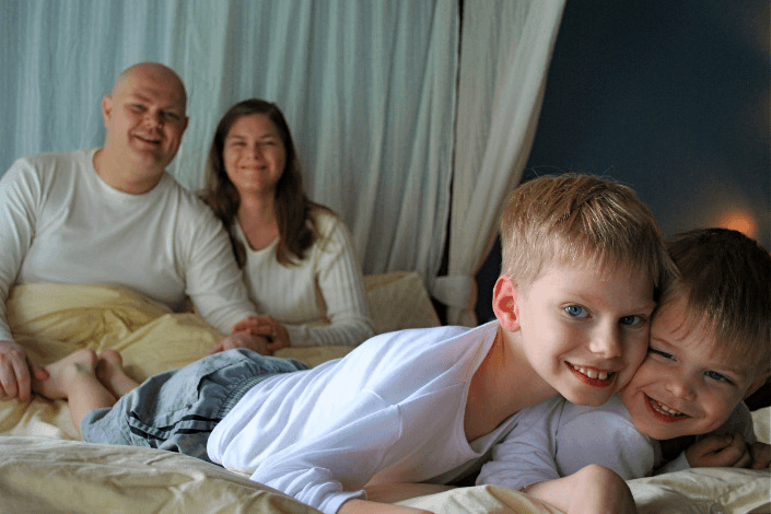 Roy, Angela, Nathan and Luke — Dubai, UAE 2009