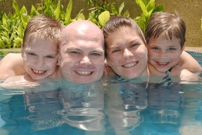 Nathan, Roy, Angela and Luke — Abu Dhabi 2012